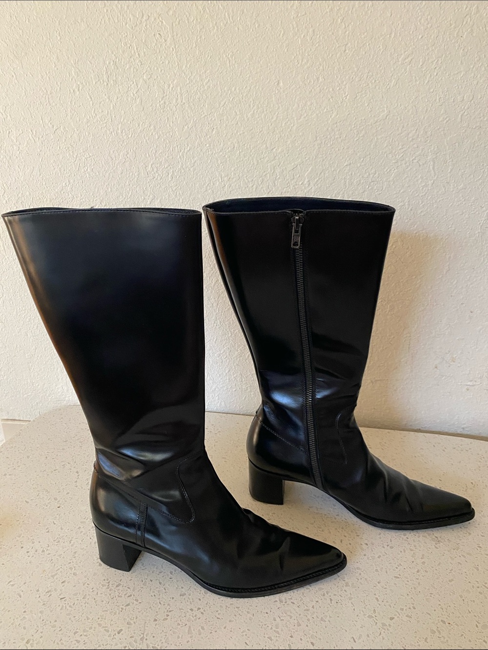 Miu Miu Black Pointed Over-the-Knee Leather Boots - Picture 6 of 16